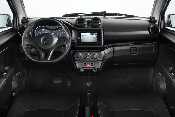 Ohne B Führerschein AIXAM-Fahrzeug Coupé MULTIA_DETZ_INTE_PremiumTdBNoirLaque camera recul.jpg
